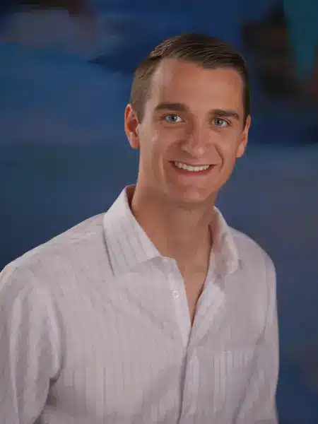 Bransen Vilardo left banking to teach and has scored a 770 on the GMAT
