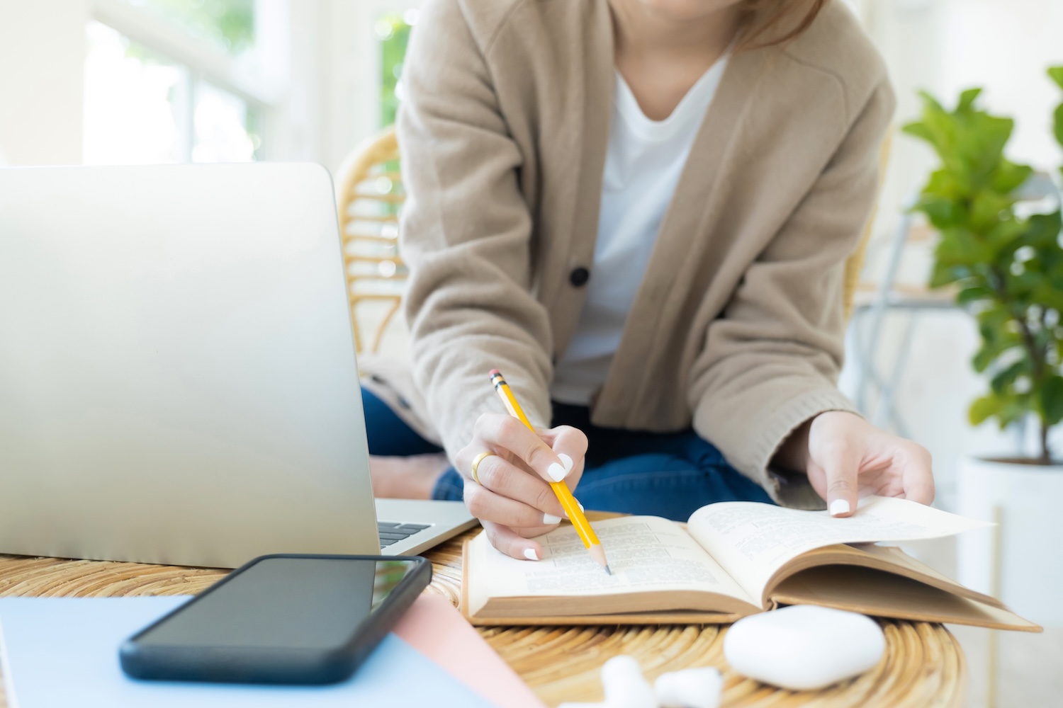 Beginner’s Guide to GMAT Reading Comprehension