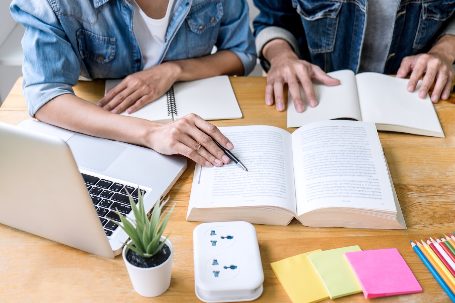 5 Reasons Why the LSAT® Can Help Your GMAT Score